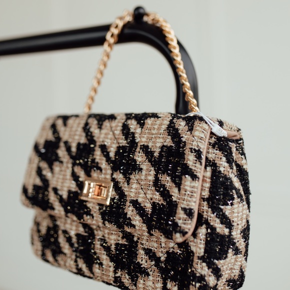 Black & Tan Tweed Crossbody Bag with gold chain - Picture 4 of 4